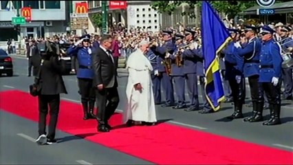 Papa Franjo i Mladen Ivanić - Naklon zastavi Bosne i Hercegovine
