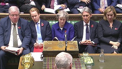 رئيسة وزراء بريطانيا تهنئ ترامب وتتعهد بالعمل معه