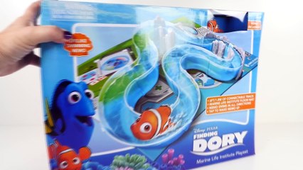 FINDING DORY Marine Life Institute Water Playset_ Swigglefish Nemo and Dory Swimming_ Water Track