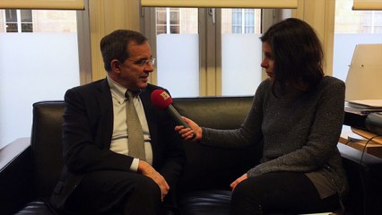 Thierry Mariani : "Enfin un Président des Etats-Unis qui va s'occuper de ses affaires !"