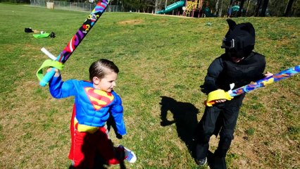 NEW Batman VS Superman Sword Fighting !! Superhero Kids Battle 2016 Videos For Children