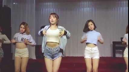 Ngắm Hari Won nhảy ''Anh cứ đi đi'' cực kỳ gợi cảm