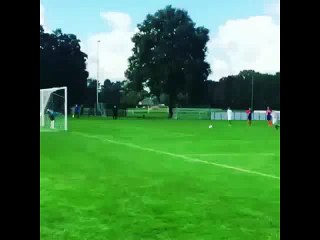 Será este o penalti mais azarado de sempre?