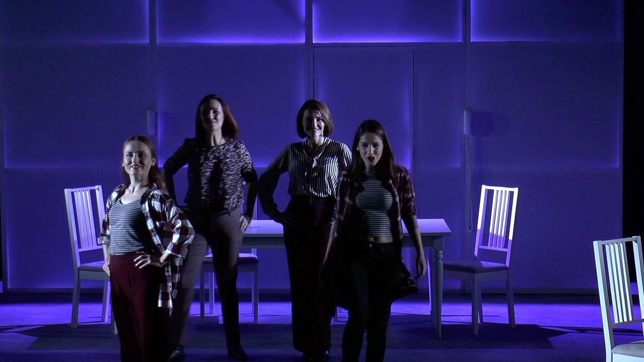 ΜΙΑ ΠΕΤΡΑ ΛΑΘΟΣ - A MISPLACED STONE