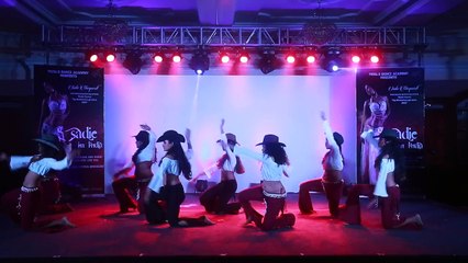 Hot Desi Girls Belly Dance