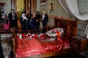 Büyük Önder Atatürk'ü Anıyoruz - Dolmabahçe Sarayı