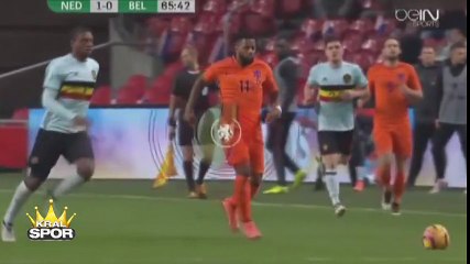 Lens Hollanda Milli Takımı'nda sakatlandı