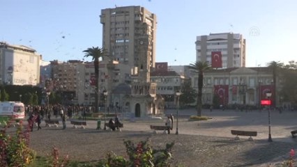 Büyük Önder Atatürk'ü Anıyoruz - Cumhuriyet Meydanı'nda Tören