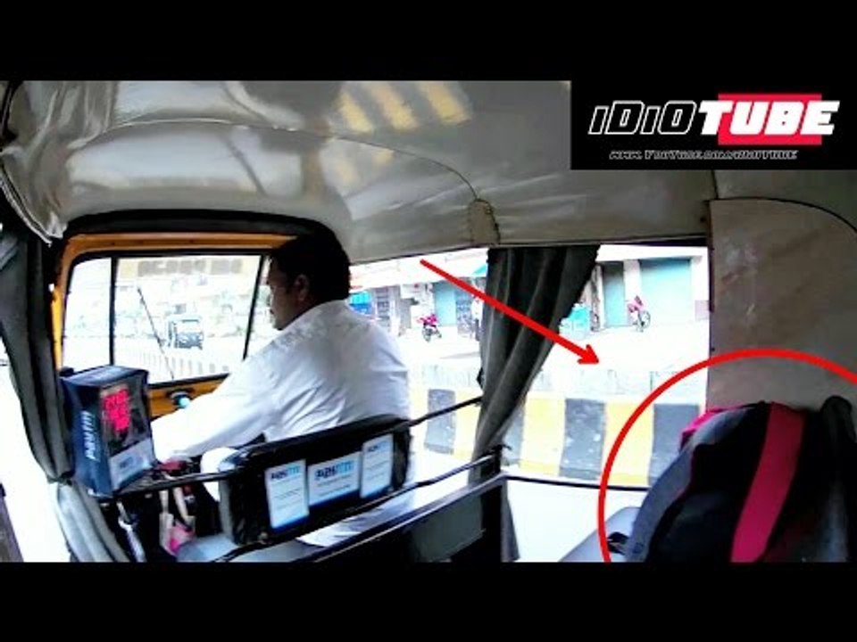 Lost Bag In Auto Rickshaw Social Experiment - iDiOTUBE (Do Not Miss The End)