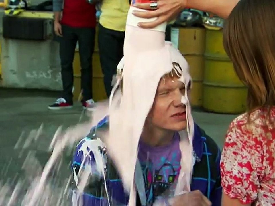 Disney Channel Czech - Promo- Zeke & Luther Season 2 (Premiere)