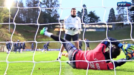 Lloris, Mandanda et Costil à l'échauffement à Clairefontaine