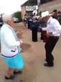 Ancianos Bailando
