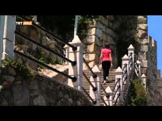 Arnavutluk'tan Gelen Vaxhide Spahiu Bursa'yı Gezerse - Kartpostal - TRT Avaz