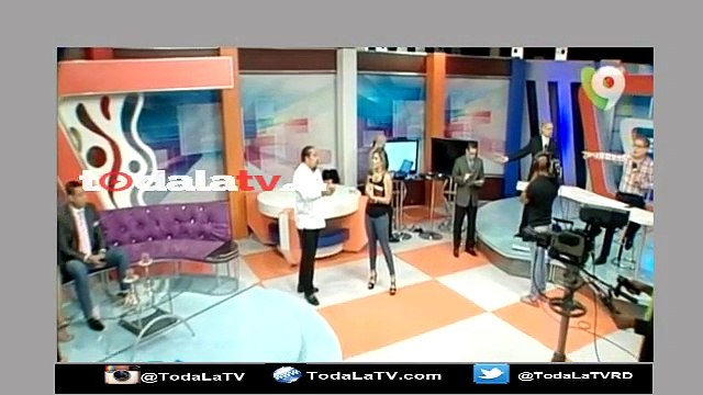 Debate: Fue correcta la postura y video apoyo a Hillary Clinton de parte de la vice presidenta?-El Show Del Mediodía-Video