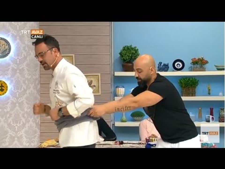 Havlu ile Isınma Hareketleri ve Karın Yağlarını Eriten Egzersiz - Yeni Gün - TRT Avaz