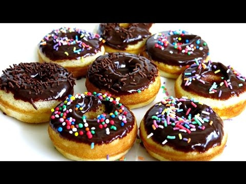 CHOCOLATE GLAZED MINI DONUTS