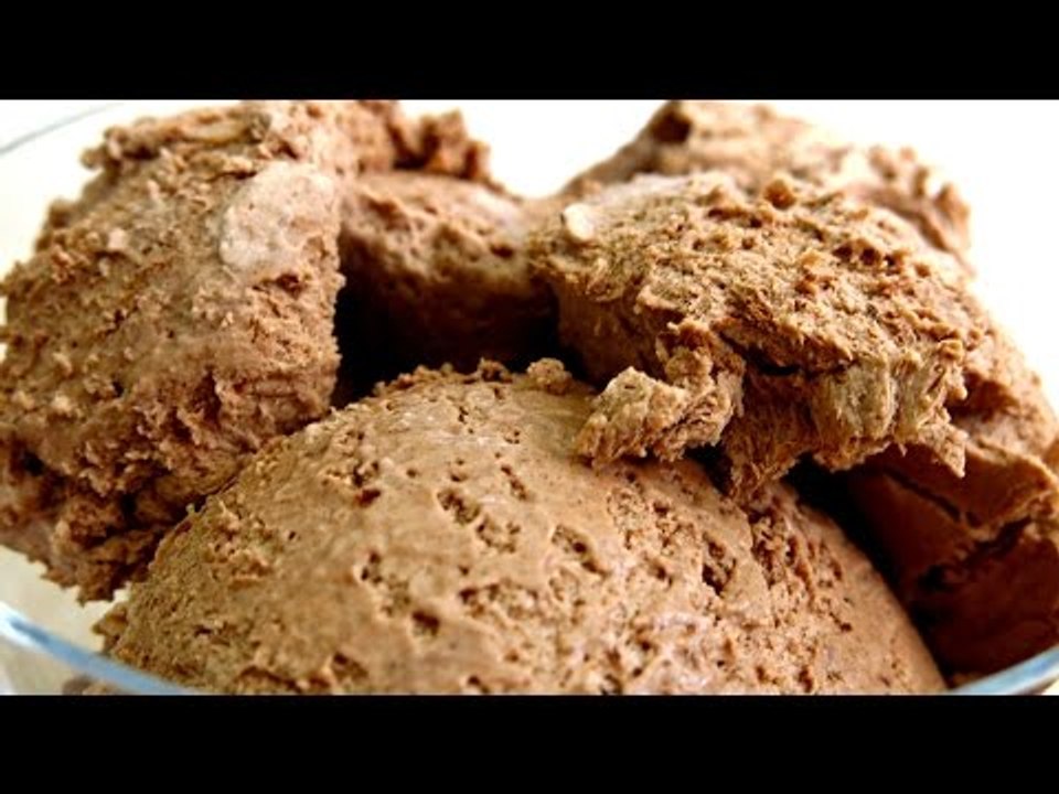 3 INGREDIENT CHOCOLATE ICE CREAM