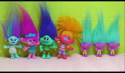 Тролли trolls mega keychain