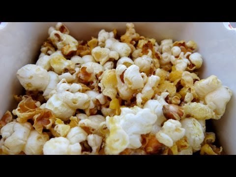 HOW TO MAKE SWEET & SALTY POPCORN