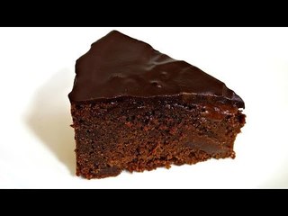 HOW TO MAKE A CHOCOLATE MUD CAKE