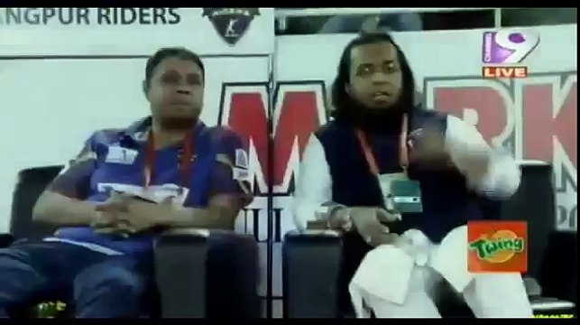 Shahid Afridi 4 Wickets in BPL 2016
