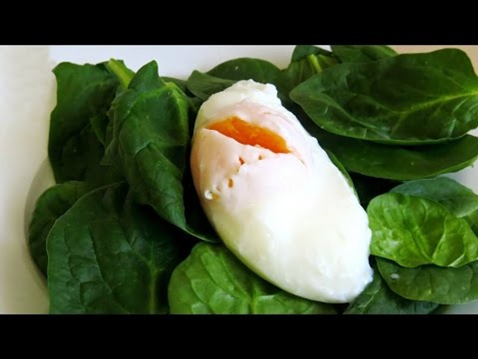HOW TO BOIL AN EGG IN THE MICROWAVE IN 3 MINUTES