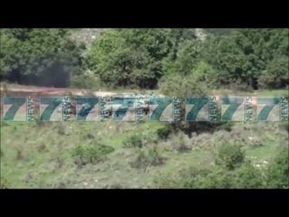 GREQIA DEMONSTRON FORCEN, STERVITJE USHTARAKE NE KUFI ME SHQIPERINE - News, Lajme - Kanali 10