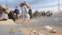 Thousands of civilians fleeing battle for Mosul