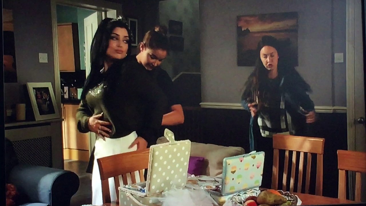 Eastenders 2016 Lauren & Steven & Whitney & Stacey scenes