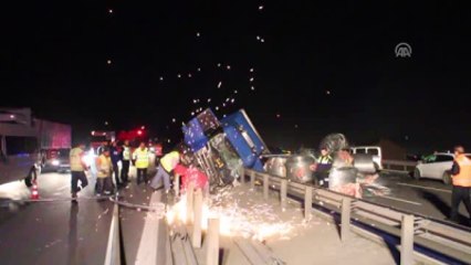 Tem Otoyolu'nda Trafik Kazası: 4 Yaralı