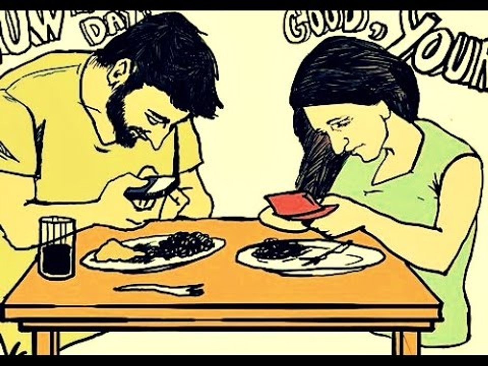 What Your Man Really Thinks About Your Facebook Habits