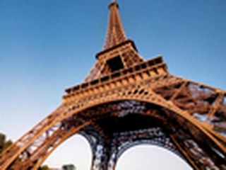 Single in Paris: A Parisian Love Affair