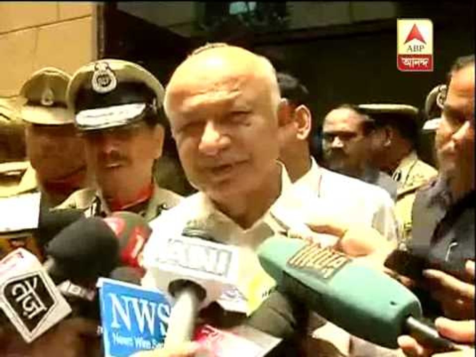 Spot fixing in IPL: Union home minister Sushil Kumar Shinde pats Delhi police