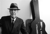 Efsane Şarkıcı ve Söz Yazarı Leonard Cohen, Hayatını Kaybetti