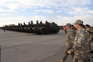 Download Video: Genel Kurmay Başkanı Orgeneral Akar Şırnak ve Silopi'deki Birlikleri Ziyaret Etti