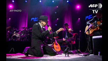 Poeta canadense Leonard Cohen morre aos 82 anos