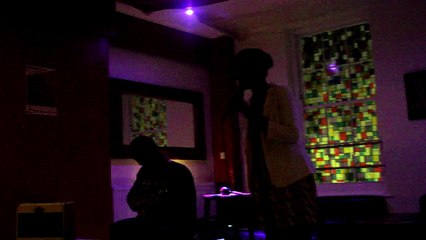 10-11-16 Voice, Verse & Vapour at Wees Lounge Crystal Asige