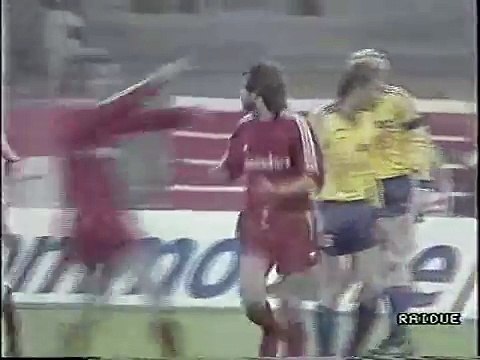 26.10.1988 - 1988-1989 UEFA Cup 2nd Round 1st Leg Bayern Münih 3-1 DAC Dunajska Streda