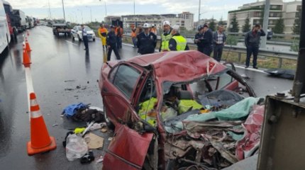 Bursa Otobanı'nda Kaza Dehşeti: 3 Kişi Feci Şekilde Can Verdi