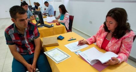 TSK'daki Sivil Personele Kıyafet Düzenlemesi Yapıldı