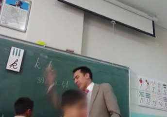 Okulda skandal görüntüler, Döve döve ders anlattı