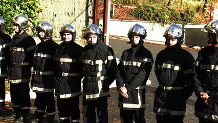D!CI TV : La cérémonie du 11 Novembre à Veynes devant plusieurs monuments aux morts.