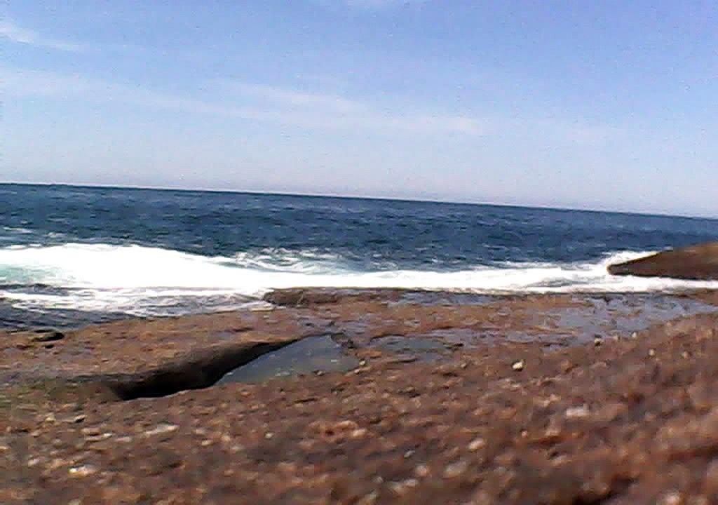 Laje da ilha do Prumirim, Litoral Norte de Ubatuba, SP, Brasil, ondas . mares e rochedos, novembro azul, turismo de contemplação, barcos e mares.