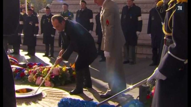 François Hollande préside la dernière cérémonie du 11 novembre de son quinquennat
