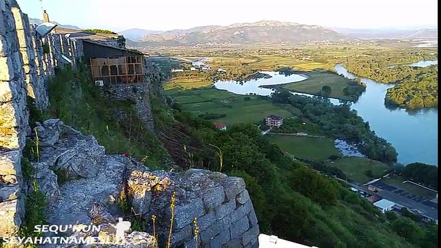 İşkodra Gezilecek Yerler - Rozafa Kalesi Manzarası