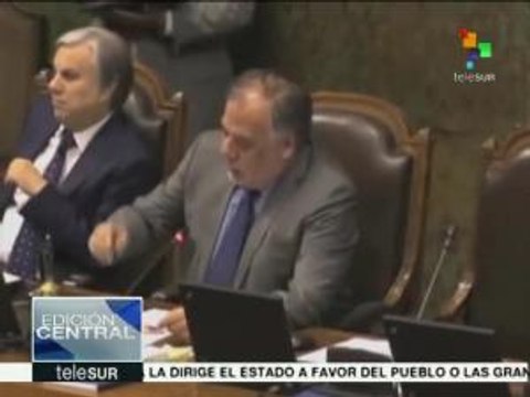 Trabajadores públicos de Chile suman dos semanas en paro