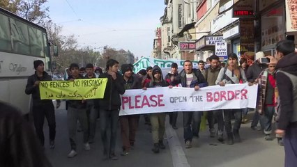 In Serbien demonstrieren Migranten für Einlass in die EU