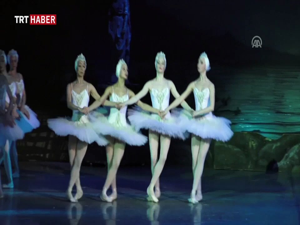 "Kuğu Gölü" balesi İstanbul'da sahnelenecek