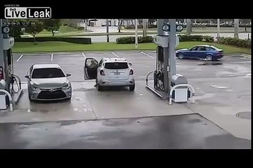 Ladron Captado por Camara de Seguridad