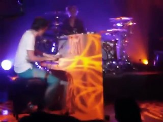 Muse - I Belong to You, Casino de Paris, 05/25/2010